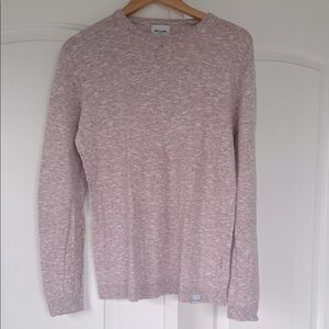 ONLY & SONS  pink long sleeve crewneck shirt size small excellent used condition